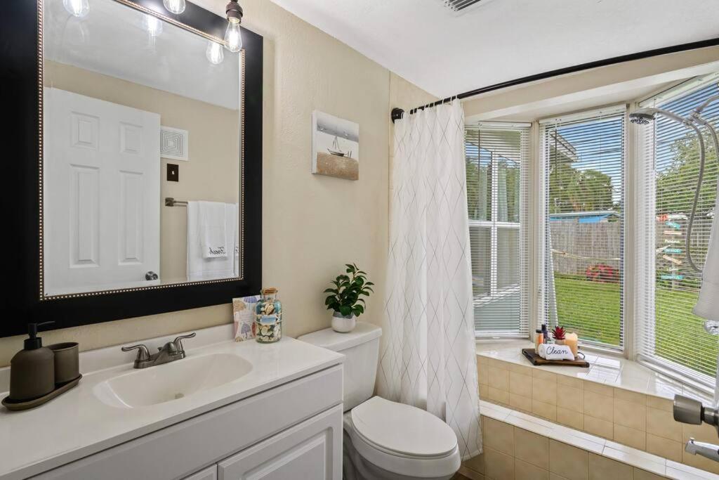 לארגו The Spanish Beach Home Only 10Mins From The Beach! מראה חיצוני תמונה
